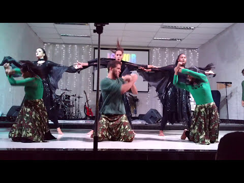 A Igreja Vem. Ministério de Dança louvor na terra em ação.