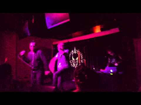 Faderhead - Drunk German Bono (Live).mp4