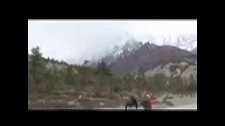 preview picture of video 'Trek of the Annapurna Circuit, Nepal'