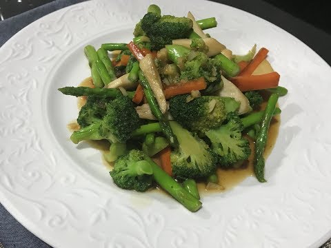 Thai Mix Vegetable Stir Fry (ผัดผักรวมมิตร)