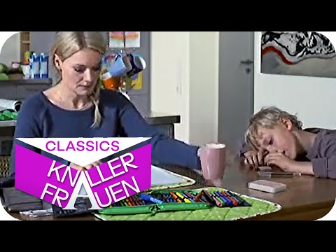 数学の宿題 - マルティナ・ヒルの爆竹 [字幕版] (Mathe-Hausaufgaben - Knallerfrauen mit Martina Hill [subtitled])