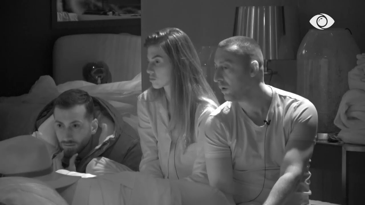 “U përlota sepse mamin tim nuk e kam njohur…”/ Danja bisedon me banorët për surprizën e Eglit