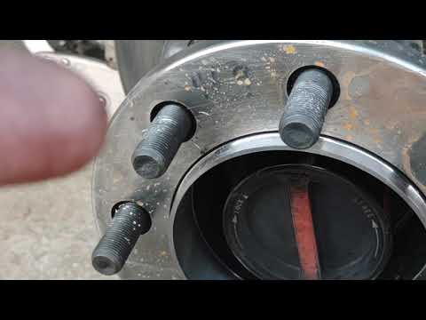 F350 converting a 4x4 wheel drive to a dually 4x4 front and rear spacers Ford F-350 with 315 x75R16