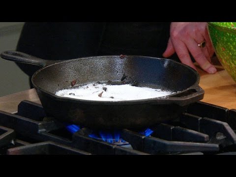 How to Effortlessly Clean a Cast Iron Pan