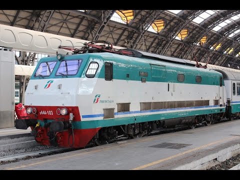 E.444R-103 + CARROZZE UIC-Z IC MANOVRA STAZIONE DI MILANO CENTRALE