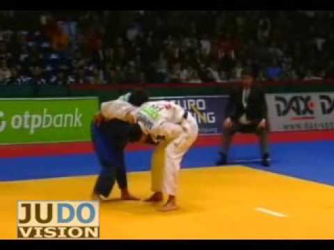 JUDO 2009 Grand Prix Hamburg: Yuya Yoshida (JPN) - Matthieu Dafreville (FRA)