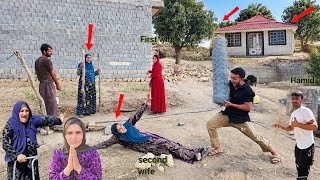 Download lagu Hamid's House: Husband's brutal attack on his second wife due to her mistreatment of his first wife. mp3 Download lagu Hamid's House: Husband's brutal attack on his second wife due to her mistreatment of his first wife. mp3