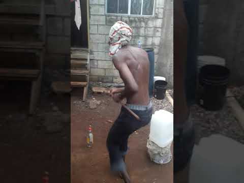 dancing mood squeezeye comedy slyngaz, obeah mon