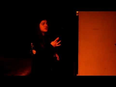 Ana Catarina Grilo.Fadista interpreta Fado Magala" Cinta Vermelha