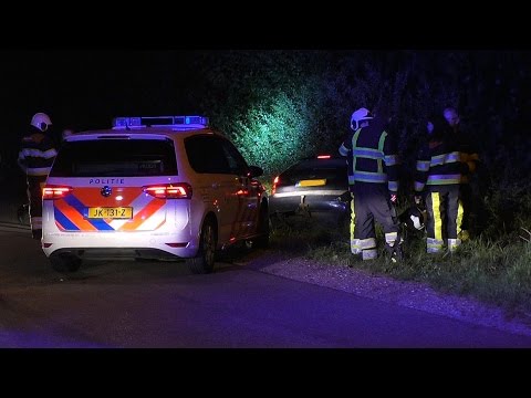 21-08-2016 Automobilist(e) gevlucht na ongeval Spoarbuorren-Noard Kollumerzwaag