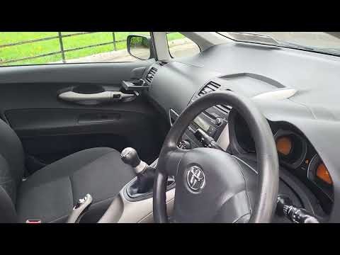 Toyota Auris Terra 1.4Petrol 2008 - Image 2