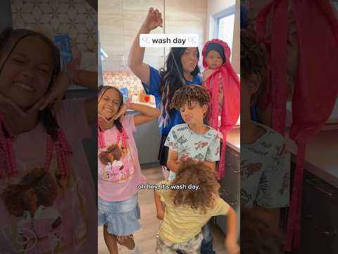 Waschtag 🫧 4 verschiedene Lockenmuster/-texturen ➿🩷#lockenlockenlocken #lockenroutine #shorts