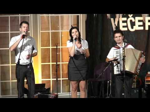 Ansambel Šarmerji s pevko Elo-Želim si, želim (v živo)