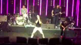 Maximo Park - Kiss You Better