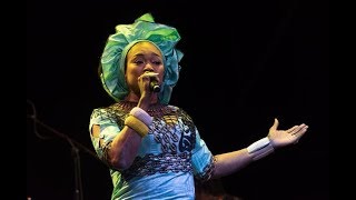 Oumou Sangaré  - Minata Watara ( Concert Stade de Bamako 2018)