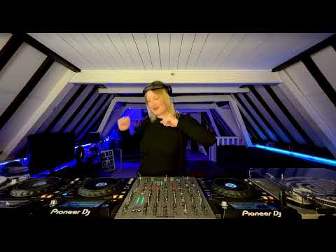 Grace Dahl | Drum 'n Grace 001