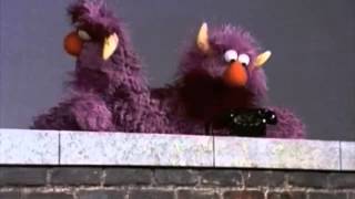 Sesame Street: Two-Headed Monster (Behind the Scenes)