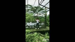 Download lagu aku menyebutnya tampan dan berani mp3