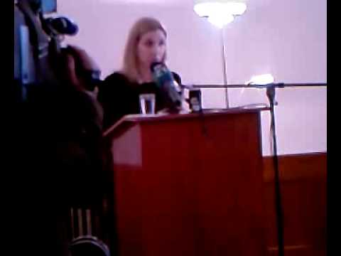 Dijana Vidušin čita pjesme