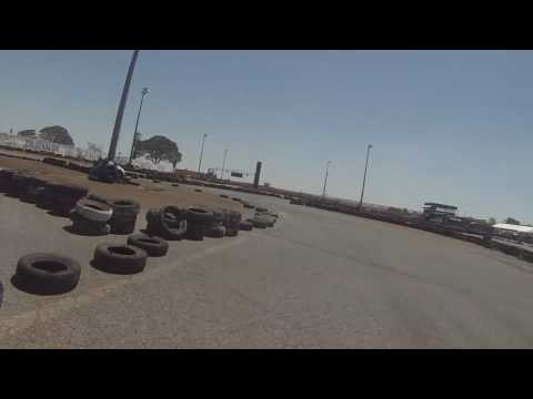 Ferrari kart testando Honda 18 Hp 2015