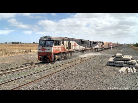 7AM9 SCT Mixed Freight Train - Boxcars, Steel & Containers (26/2/2022) - PoathTV Australian Railways