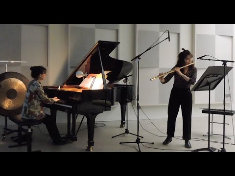 Play ! (2007) Diana Rotaru - Isabelle Meraner (fl.) and Raphaëlle Proust (pno. and Tamtam)