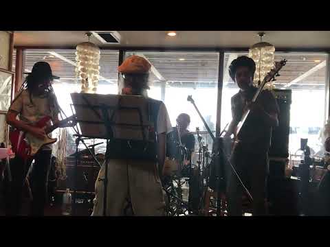 Itak shaggy tojo、and Far East Rockers @ rikirikideli Chigasaki Japan