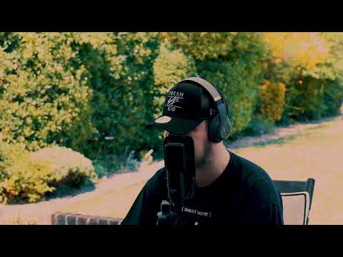 Breaking Me (Acoustic Cover) by Loamm