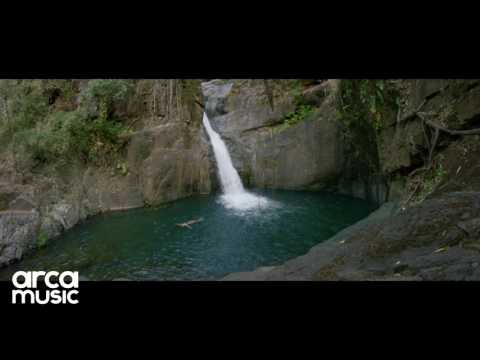 Bahlzack ft. Bonnie Rabson - Dreaming // Video