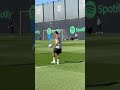 Dancing with the ball ✨?? #fcbarcelona #Raphinha #shorts