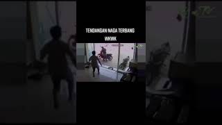 Download lagu maling nya auto kena mental mp3