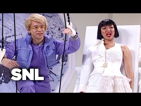 The Art Dealers: New Neighbors - SNL