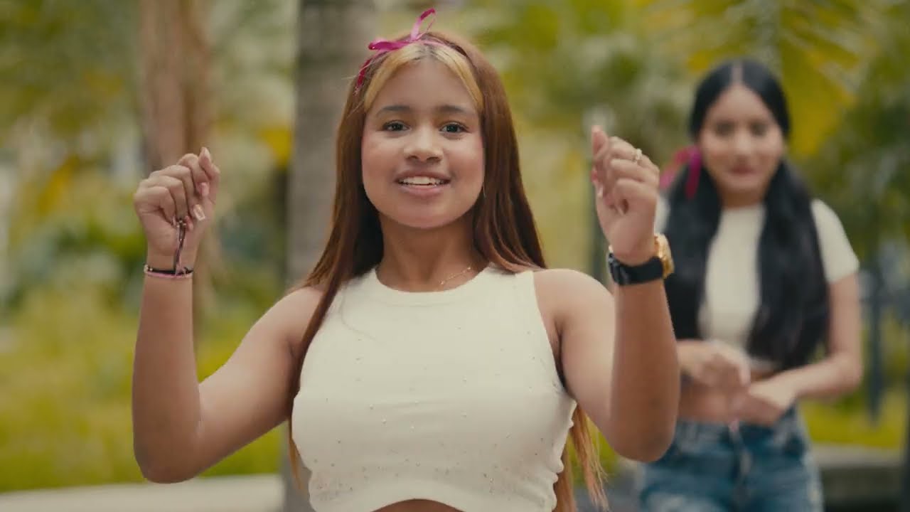 maxresdefault Mi PerfilValeria Le&oacute;n Cabria perfil - N&uacute;cleo Urbano