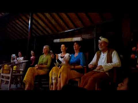 Penonton yg menghayati