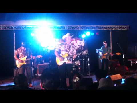 DEKE DICKERSON & LOS STRAITJACKETS "Run Chicken Run" SJOCK 07.07.2013 Gierle Belgium