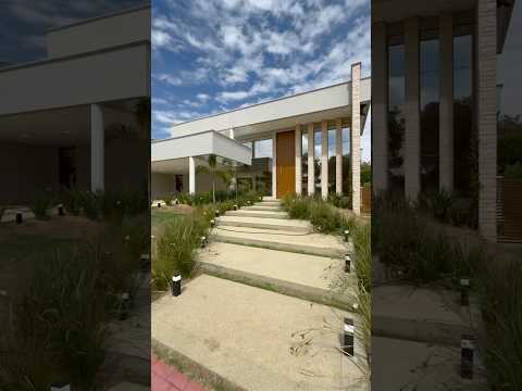 Térrea de alto padrão, a venda no condomínio Vale Verde / Senador Canedo Go. WhatsApp (62)982449740