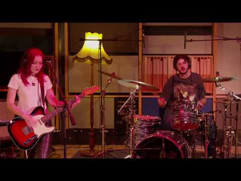 Radio One 91FM - Cruelly Live from Te Korokoro O Te Tūī Studio