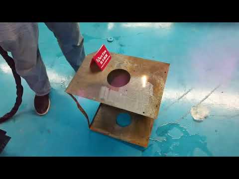 Hungary Customer test : AKQ-1000W  fiber laser cleaning rust with 1000W JPT laser source