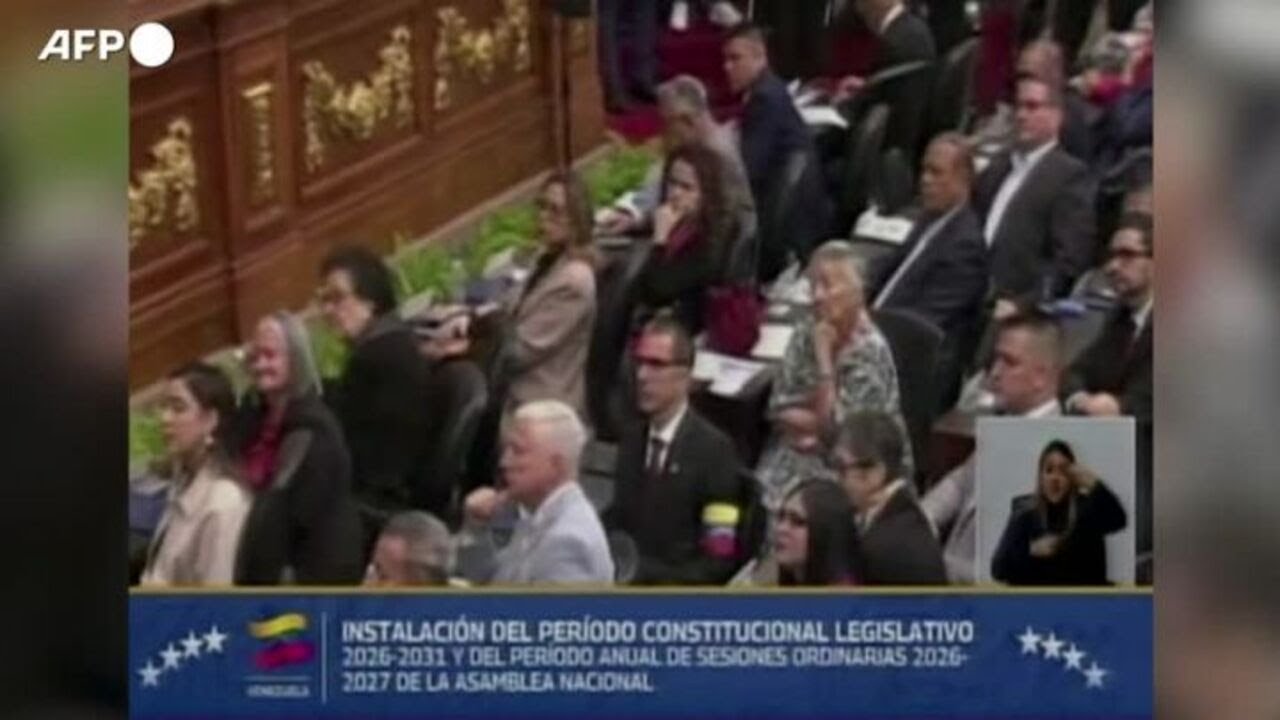 Il figlio di Maduro da' il sostegno a Rodriguez: "Il Paese e' in buone mani, papa'. Presto ci riabbr