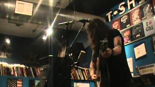 Laura Jane Grace- live at Reckless Records (11/29/13) [FULL SET]