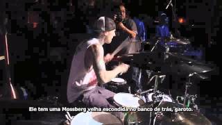 Yelawolf ft Travis Barker  -  Pop The Trunk LIVE Legendado