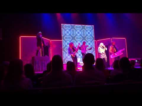 Avslutningsmedley - Pernilla Wahlgren Kort, glad och tacksam Linköping 27/10-18.