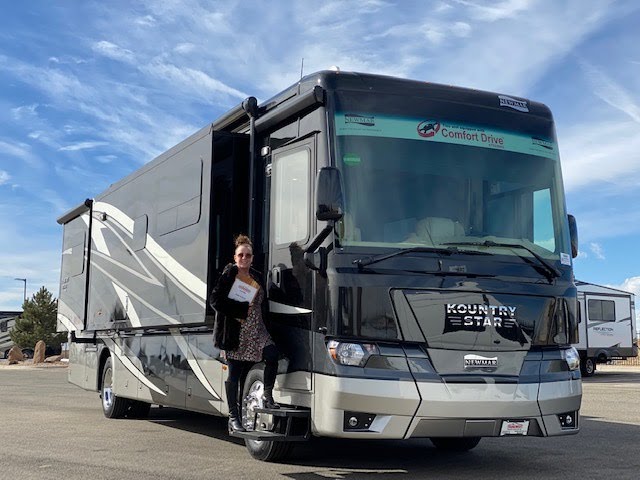 Preview image of 2021 Newmar Kountry Star 3717 youtube video