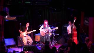 Kim Lenz and the Jaguars  live (Athens 15-4-2010)