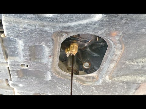 DO IT YOURSELF OIL CHANGE 2017 LEXUS GX460 USING THE FUMOTO VALVE IS SO EASY!!!!