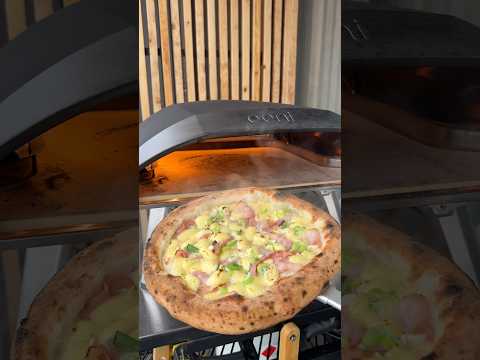 The biga pizza bake in the Ooni Koda 16. No leoparding, but love the rustic look. 🔥 #shorts