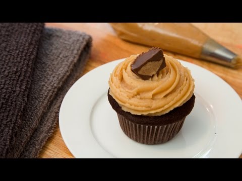 download lagu mp3 mp4 Easy Peanut Butter Cream Cheese Frosting, download lagu Easy Peanut Butter Cream Cheese Frosting gratis, unduh video klip Easy Peanut Butter Cream Cheese Frosting