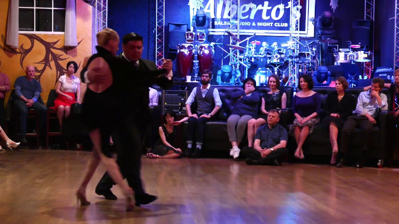Cristian Palomo & Melisa Sacchi Tango Demo 1/3 @ Milonga @ Alberto's 2017 May 28