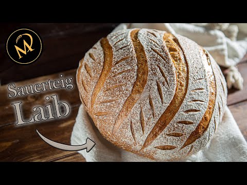 Sourdough loaf with 50:50 whole wheat and wheat flour - Baking sourdough bread