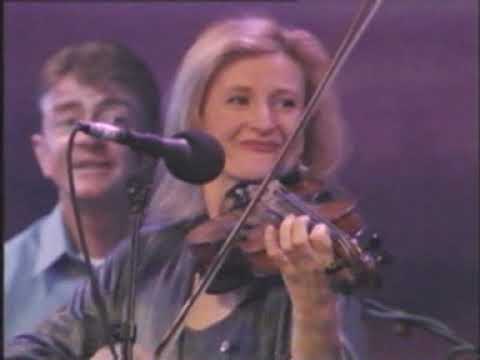 The Chieftains Feat  The Corrs - Toss The Feathers Medley